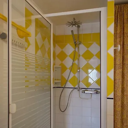 Maison De Charme Avec Piscine *
