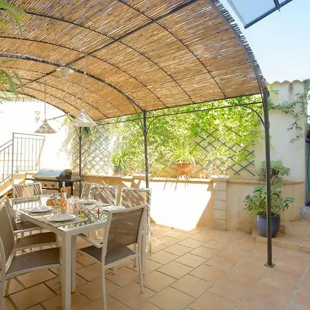Maison De Charme Avec Piscine Holiday home *
